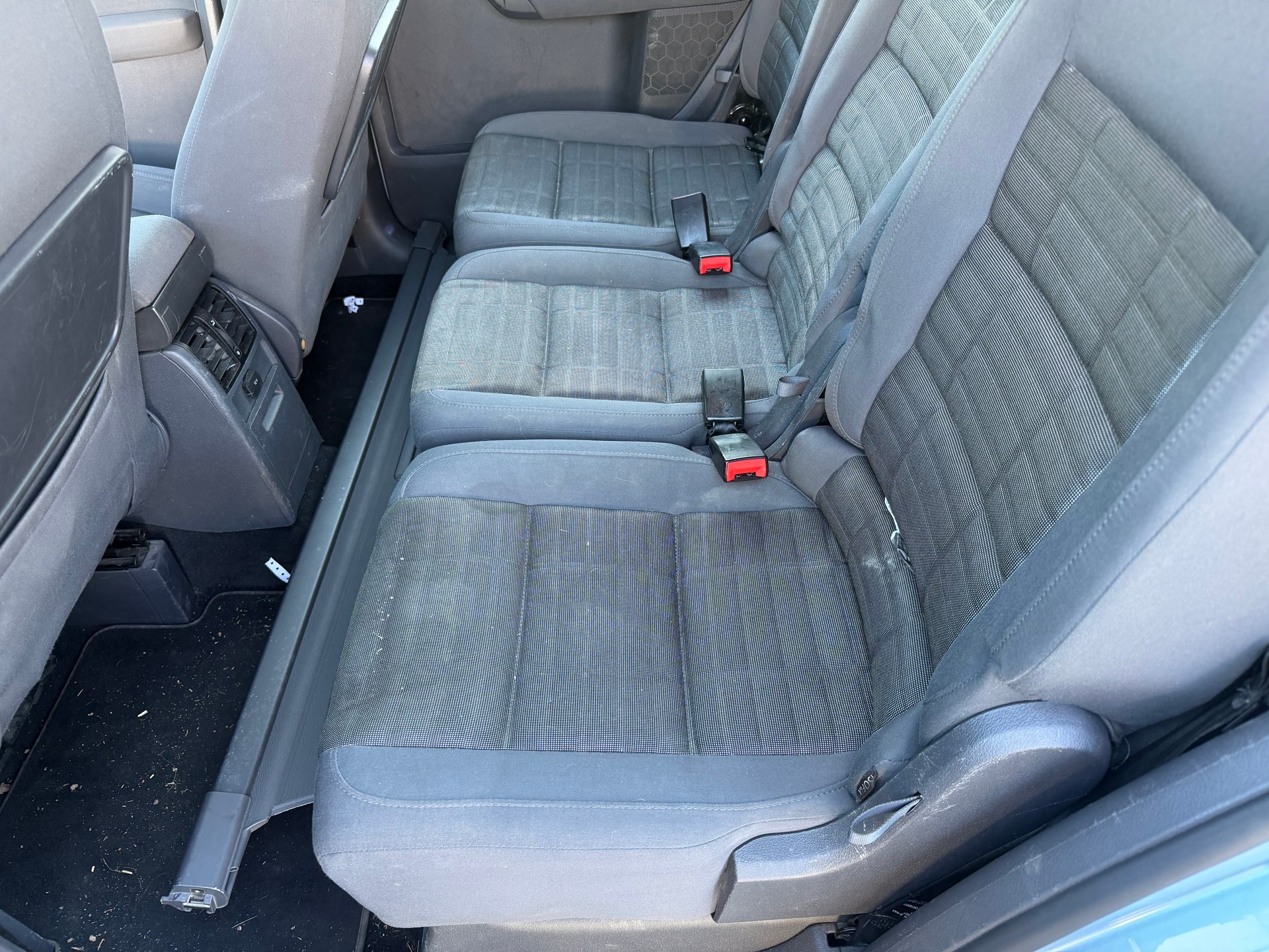 VW Touran 2.0 EcoFuel Trendline-image-4