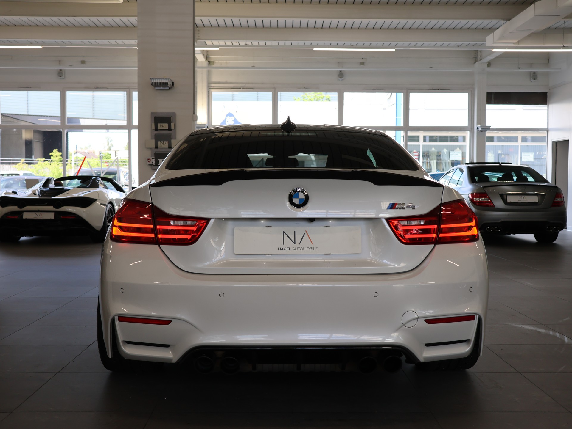BMW M4 Coupé DKG *Harmon Kardon* *Sitzheizung* *Rückfahrkamera*-image-4