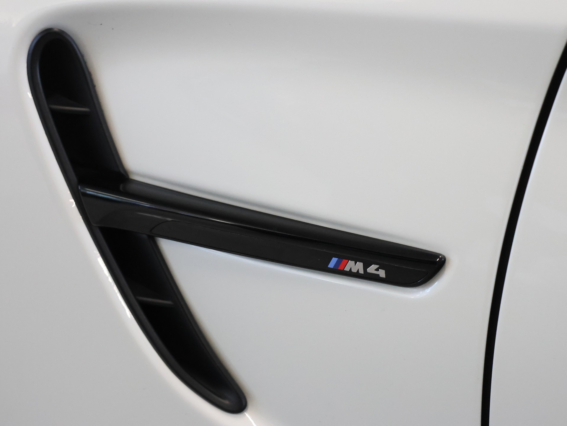 BMW M4 Coupé DKG *Harmon Kardon* *Sitzheizung* *Rückfahrkamera*-image-16