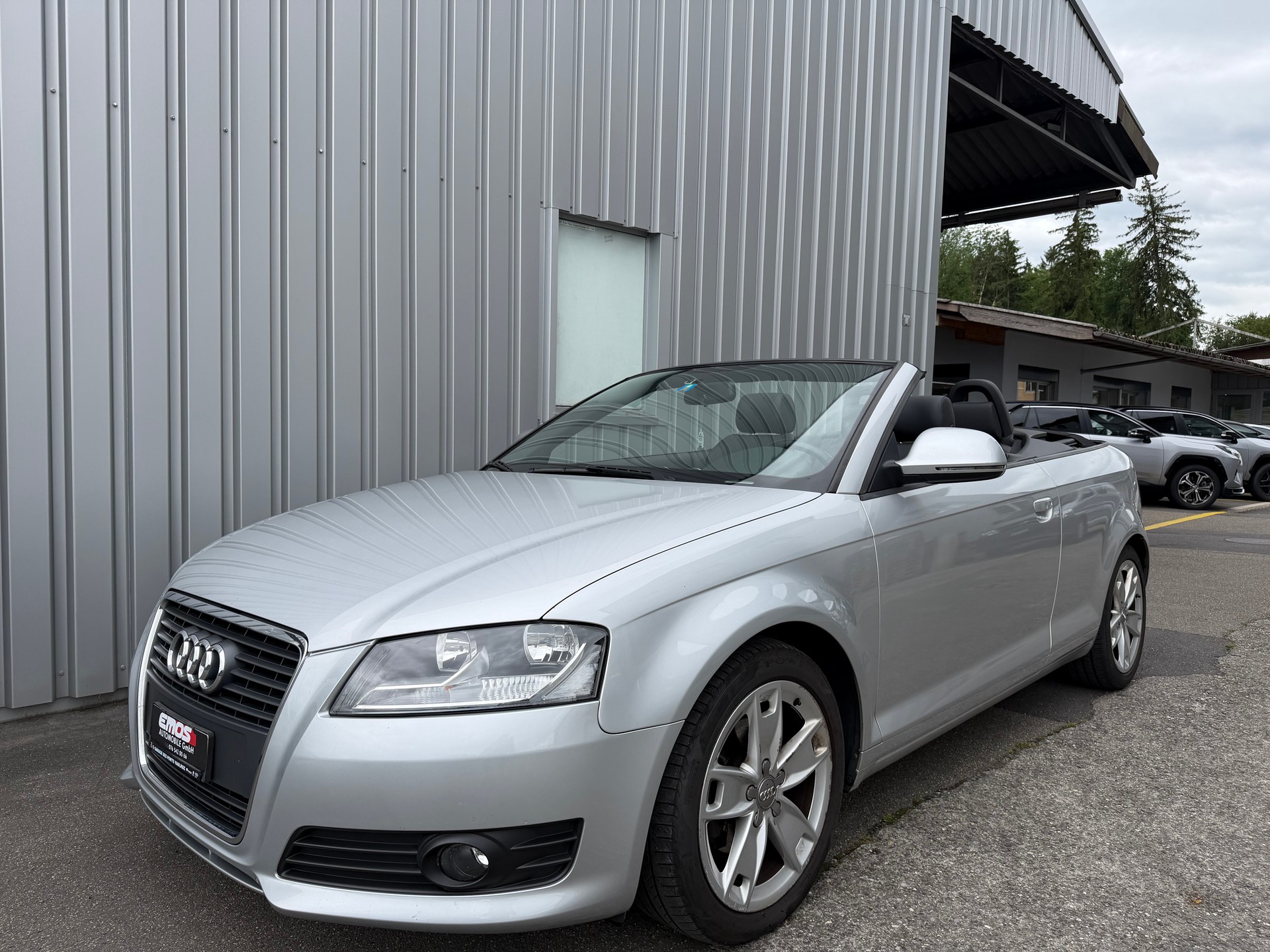 AUDI A3 Cabriolet 1.8 TFSI Ambition S-tronic-image-0