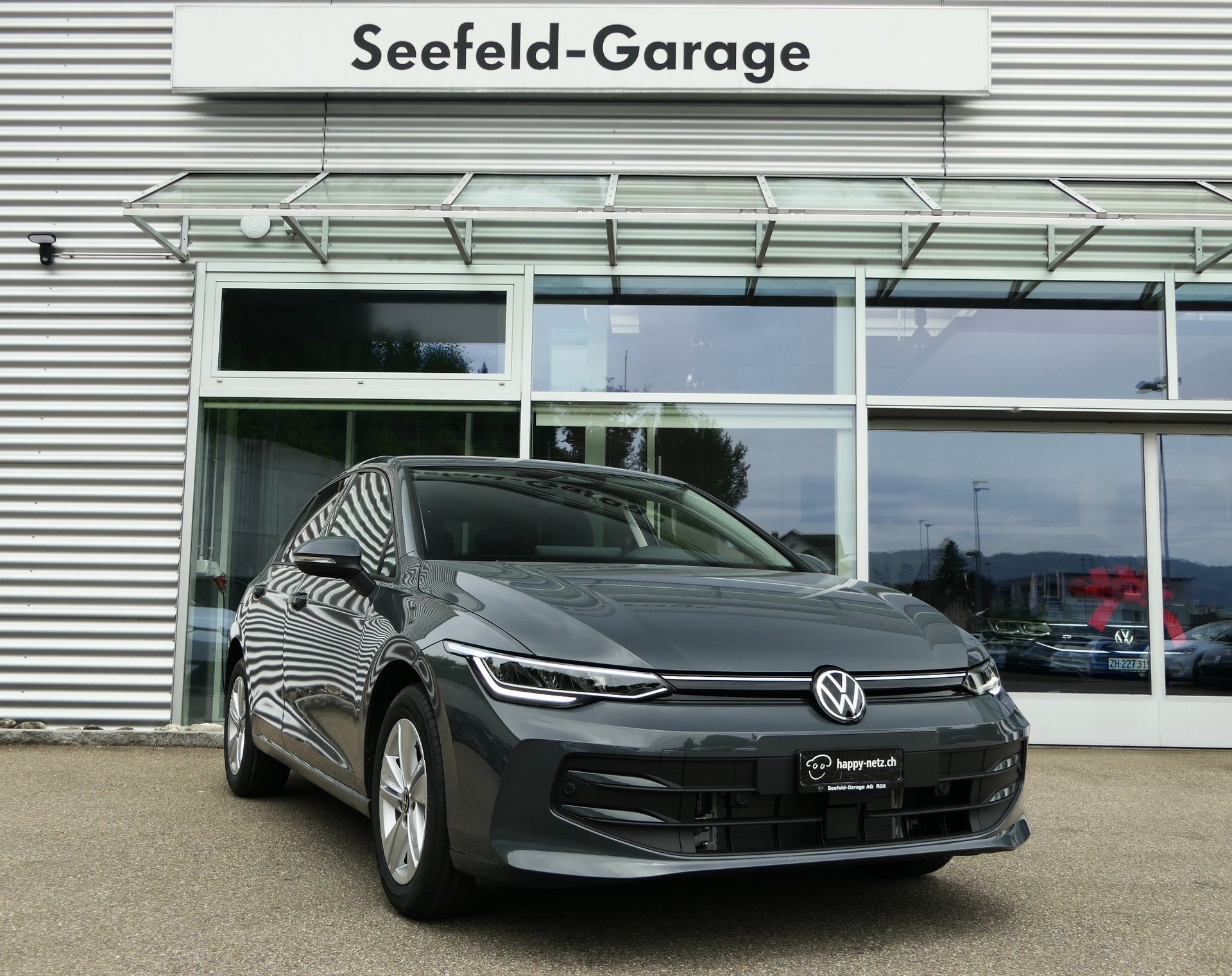 VW Golf 1.5 e TSI mHEV Value DSG-image-0