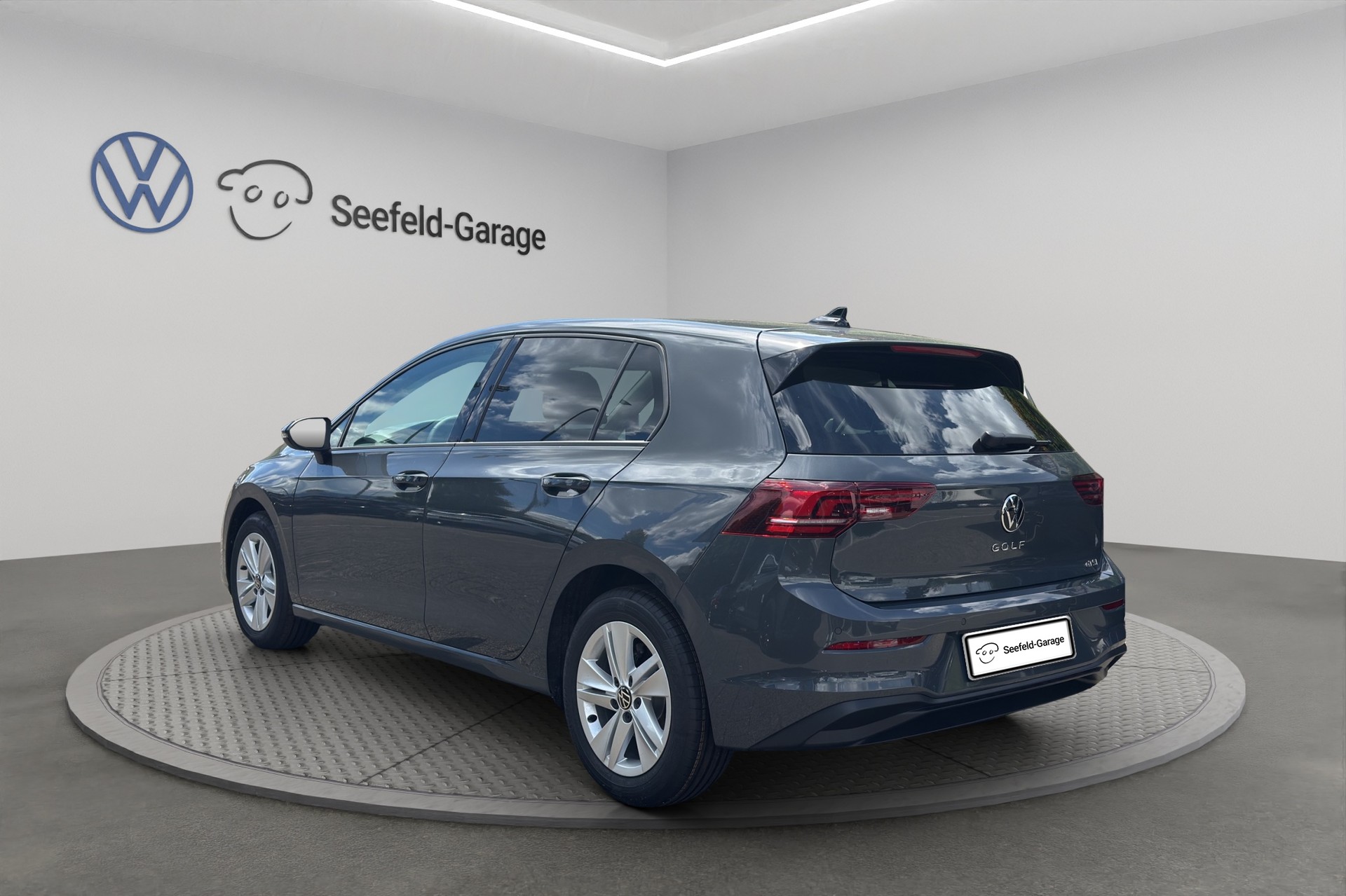 VW Golf 1.5 e TSI mHEV Value DSG-image-3
