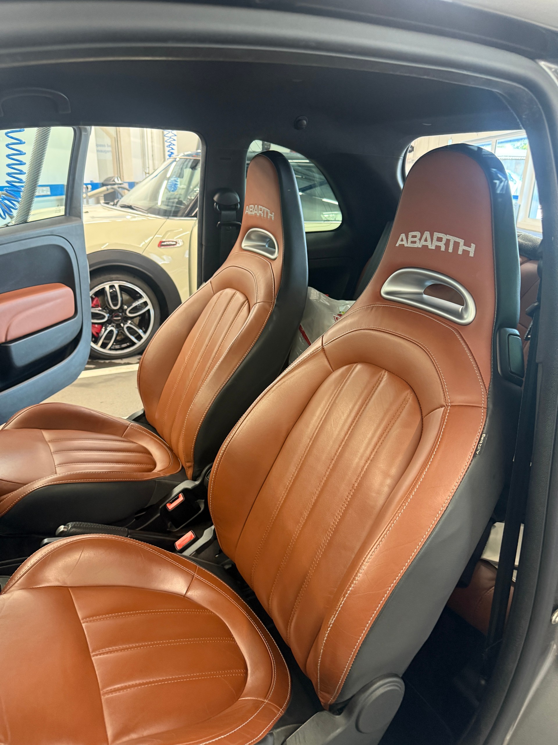 FIAT 1.4 T-Jet 180 Competizione-image-4