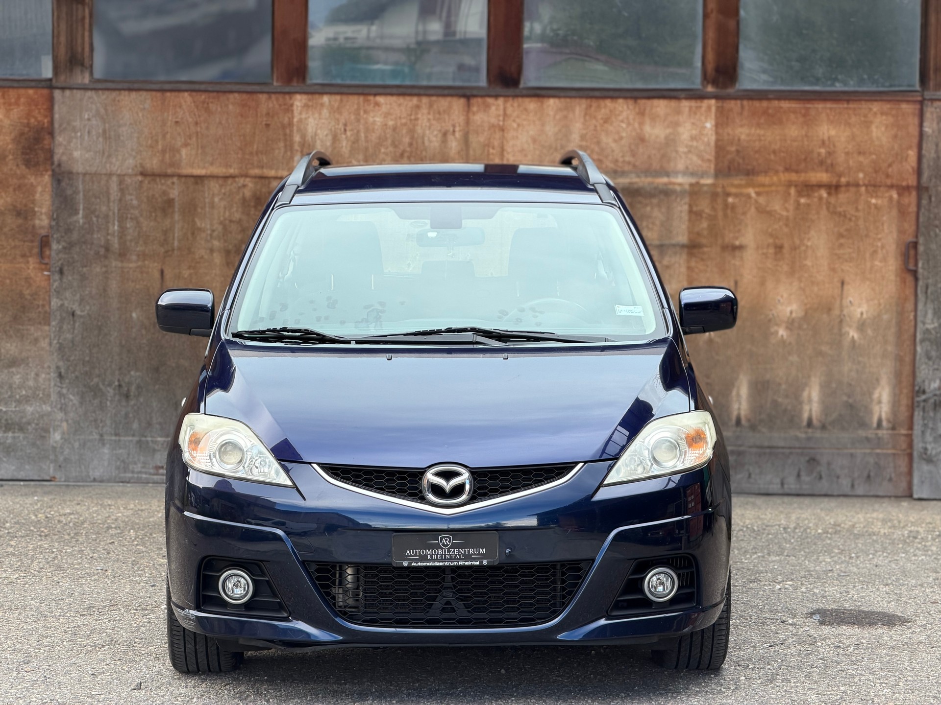 MAZDA 5-image-1
