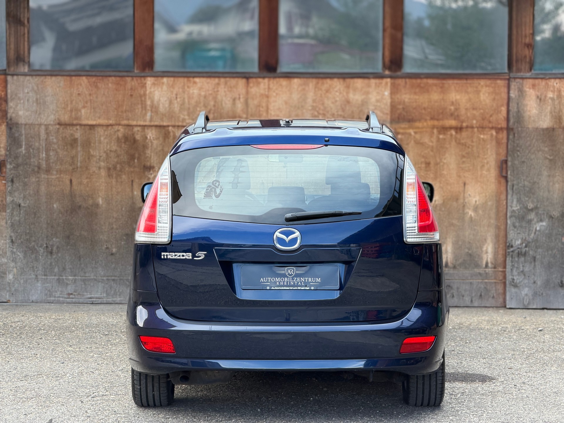 MAZDA 5-image-5