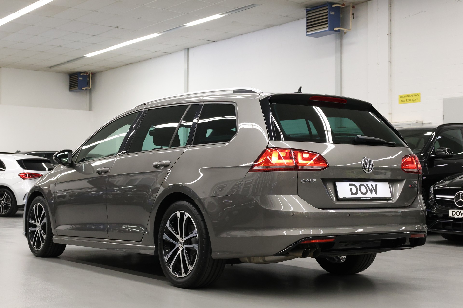 VW Golf VII Variant 1.6 TDI Allstar Comfortline 4m-image-4