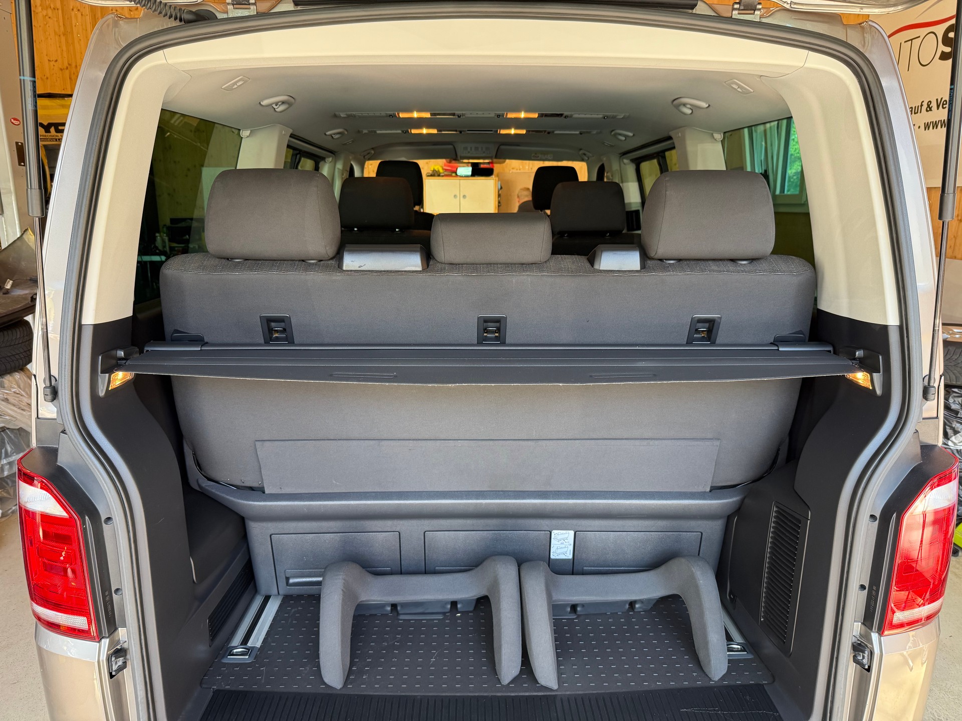 VW T6 Multivan 2.0 TDI Comfortline-image-15
