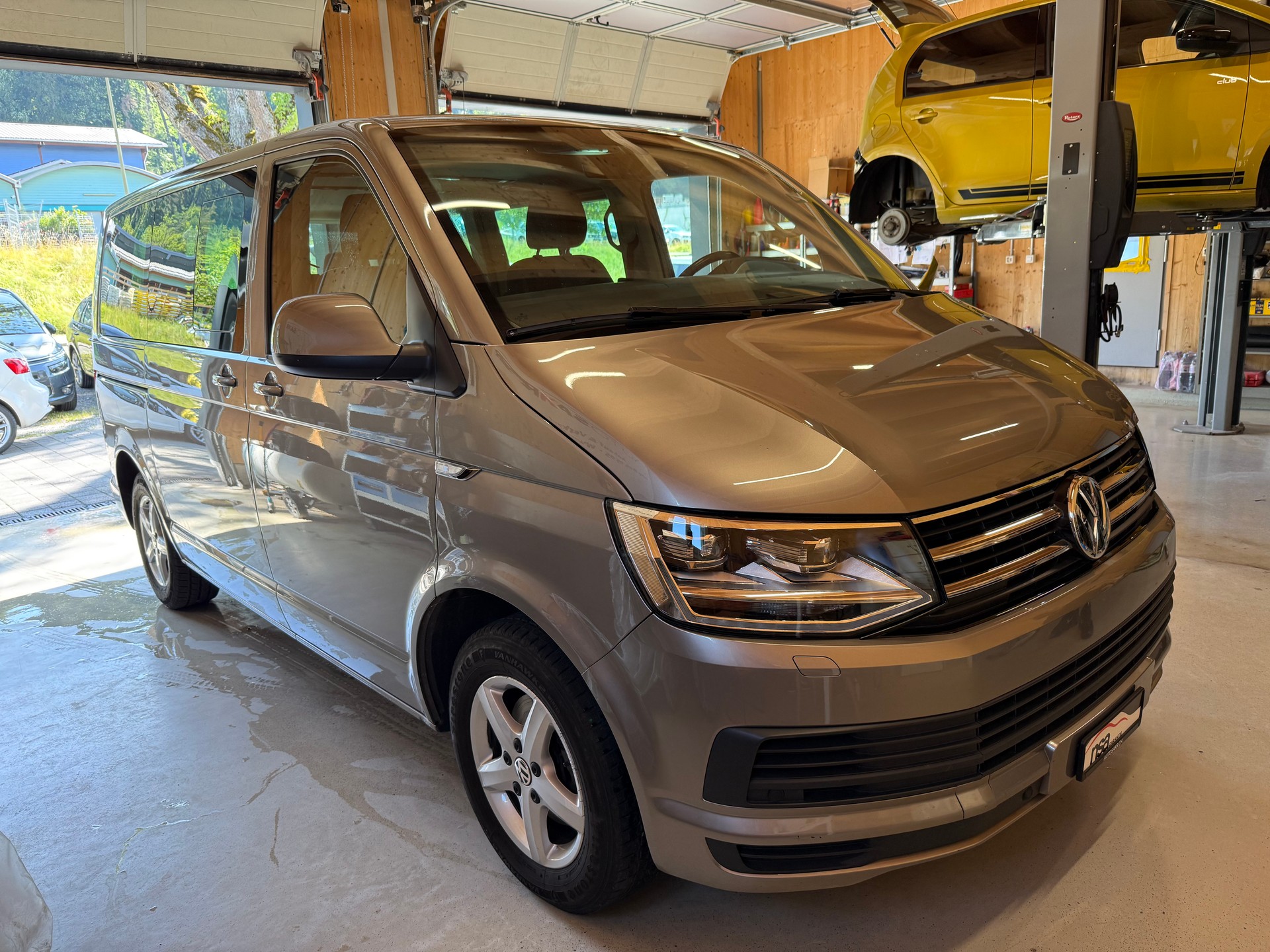 VW T6 Multivan 2.0 TDI Comfortline-showroom-element-2
