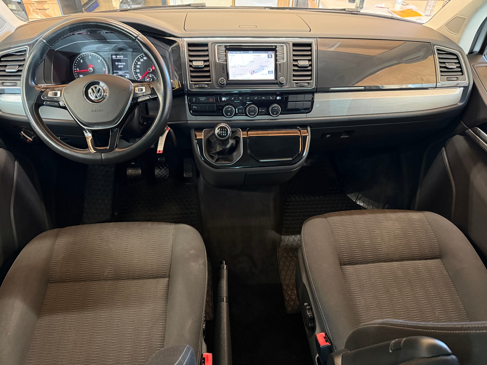 VW T6 Multivan 2.0 TDI Comfortline-image-10