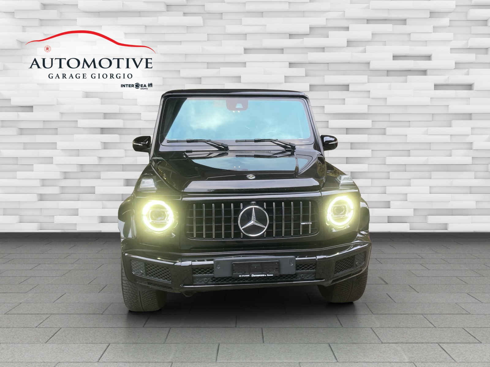 MERCEDES-BENZ G 350 d AMG Line 9G-Tronic-image-4