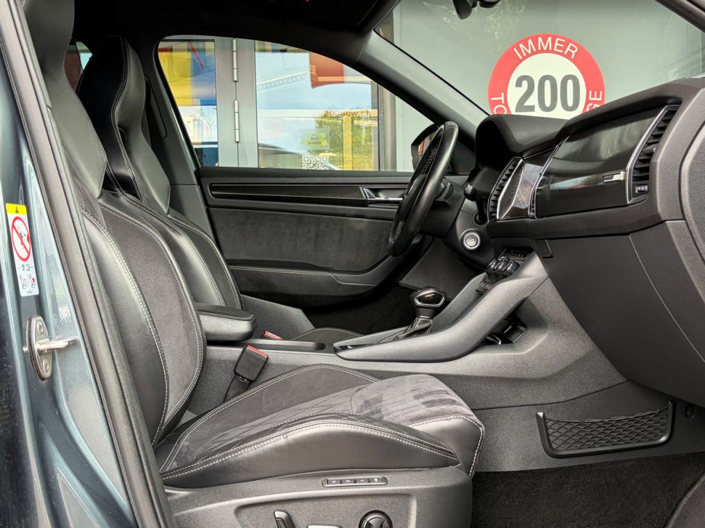 SKODA Kodiaq 2.0 TSI 4x4 Sport Line-image-10