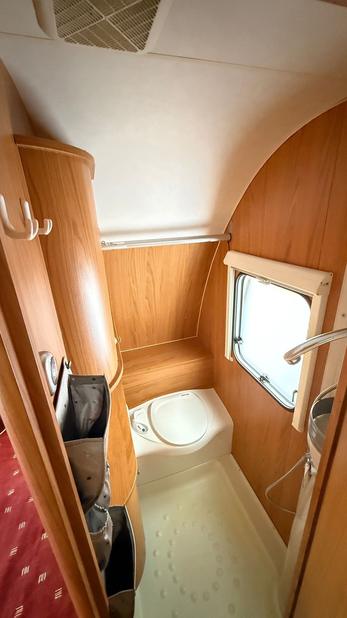 BÜRSTNER Bürstner Trecento 460 TS – frisch ab MFK & Gasprüfu-image-8