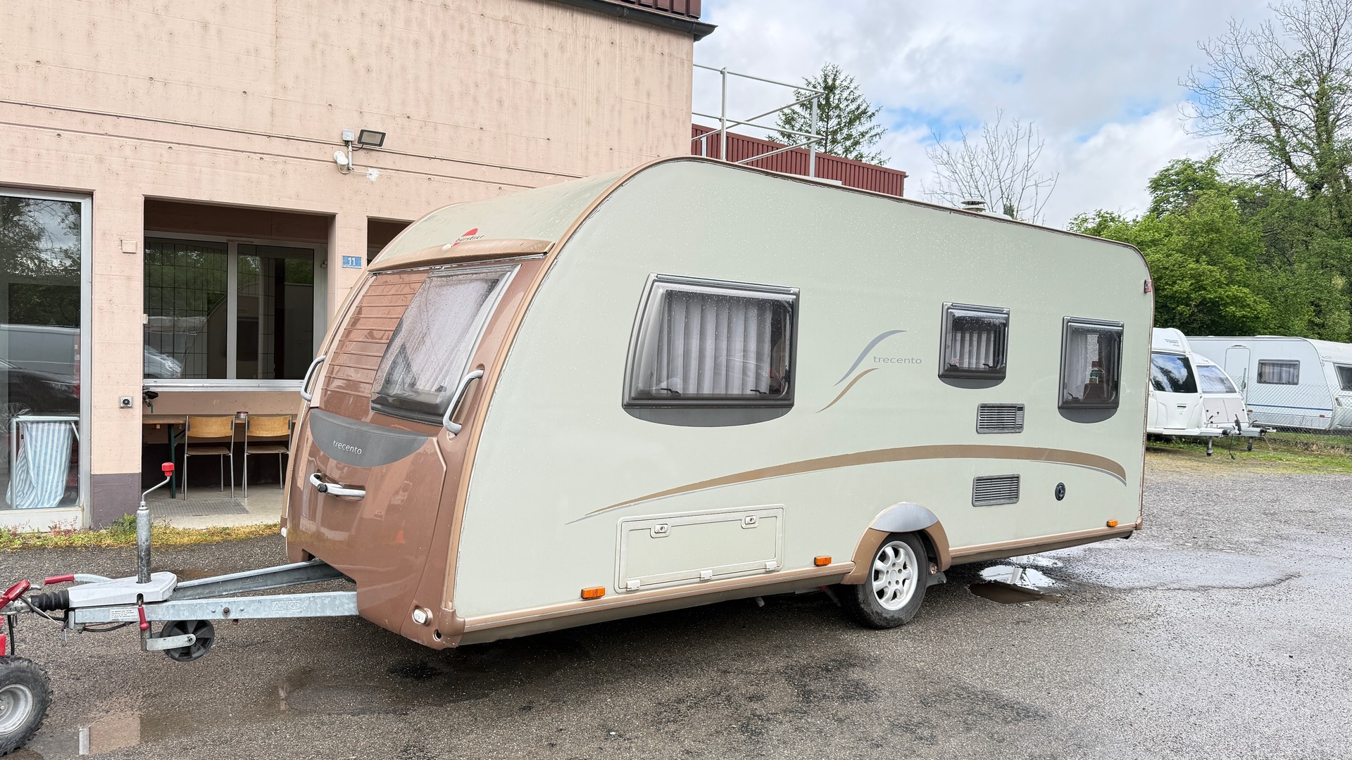 BÜRSTNER Bürstner Trecento 460 TS – frisch ab MFK & Gasprüfu-image-1
