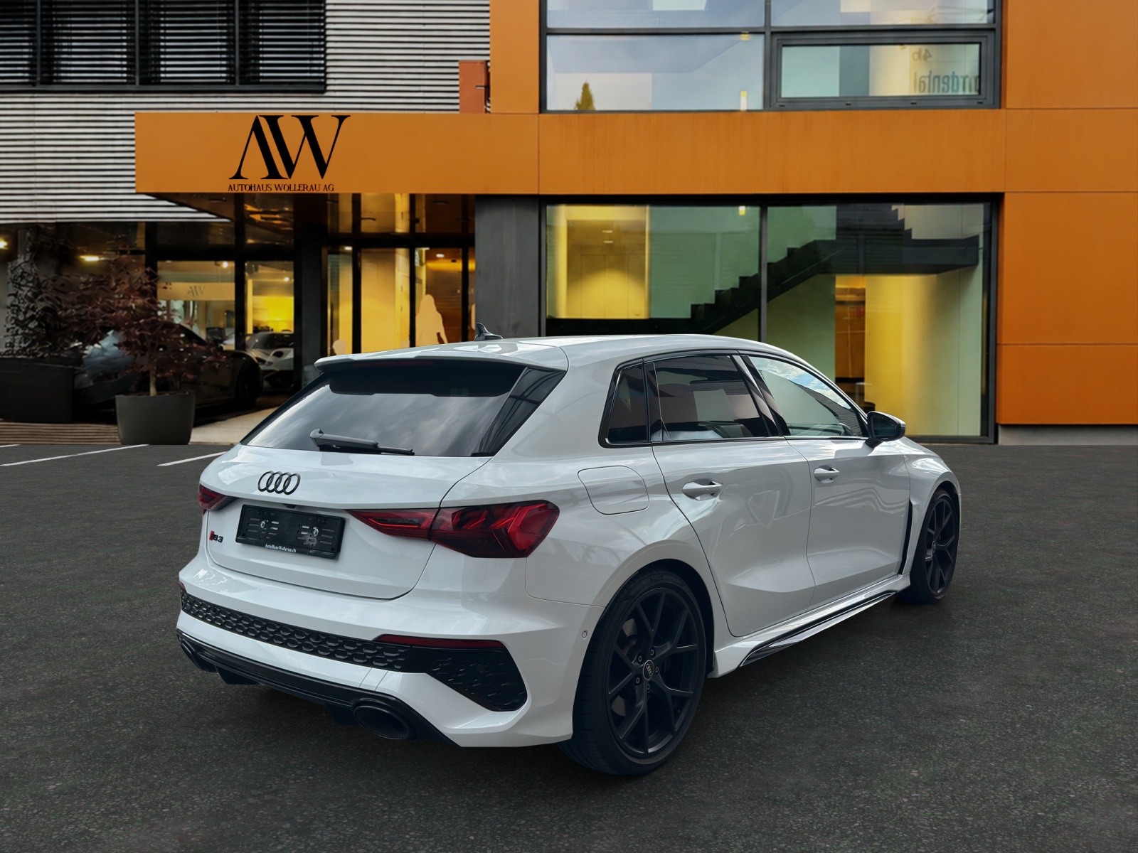 AUDI RS3 Sportback 2.5 TFSI Quattro S-Tronic / CH-Fahrzeug mit Gratis Service-image-5