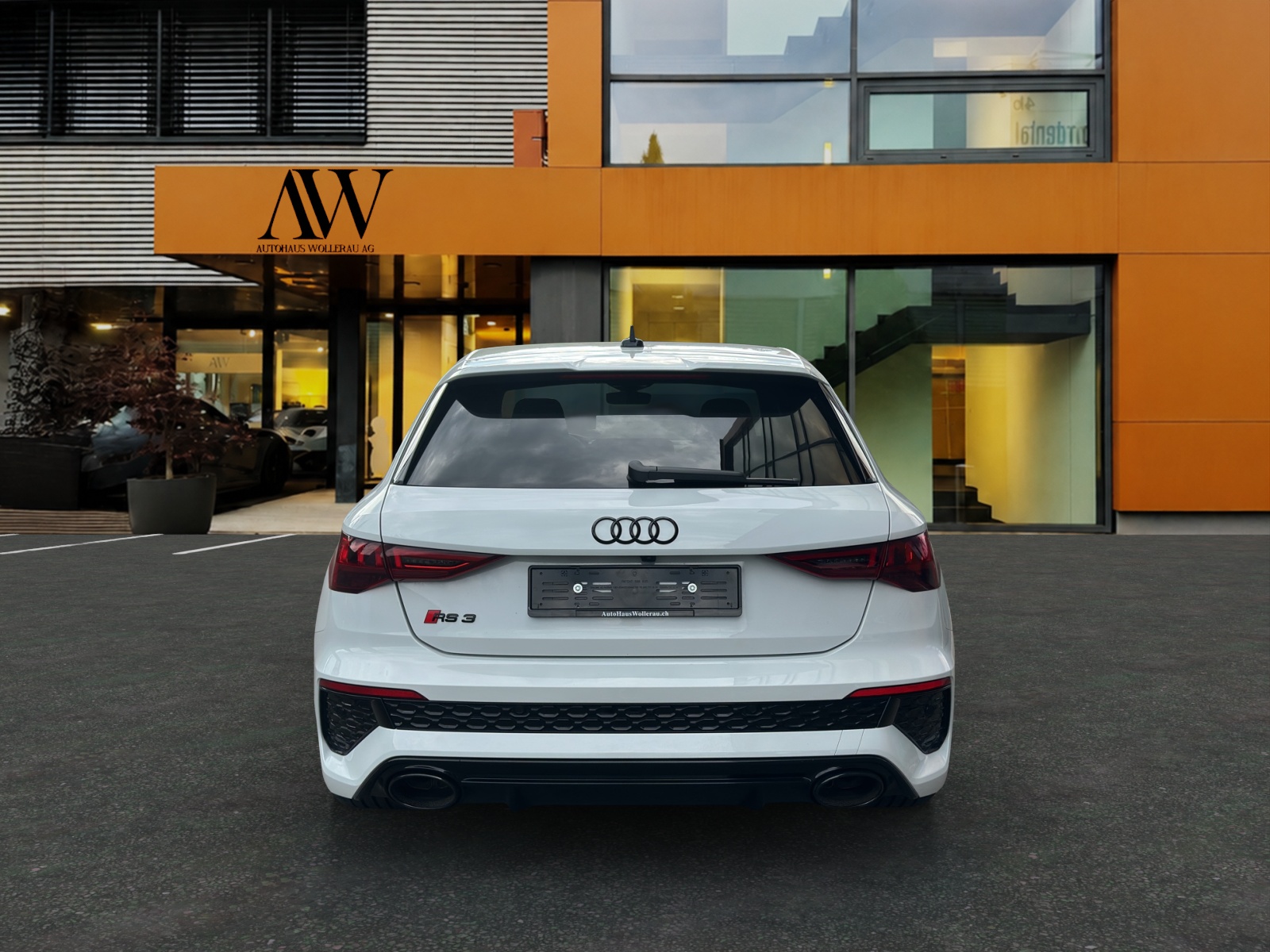 AUDI RS3 Sportback 2.5 TFSI Quattro S-Tronic / CH-Fahrzeug mit Gratis Service-image-4