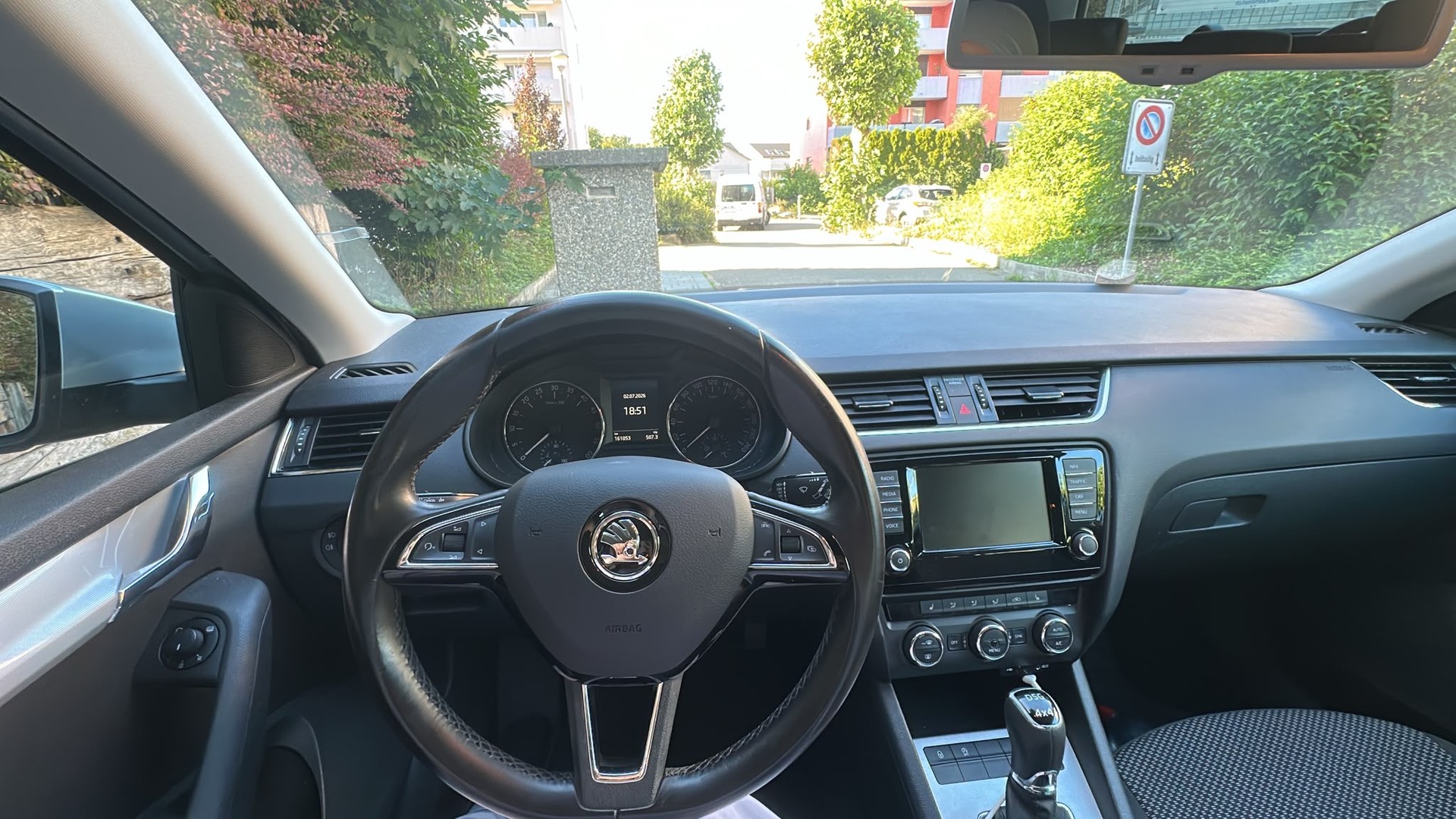 SKODA 2.0 TDI 184 Ambition 4x4 DSG-image-3