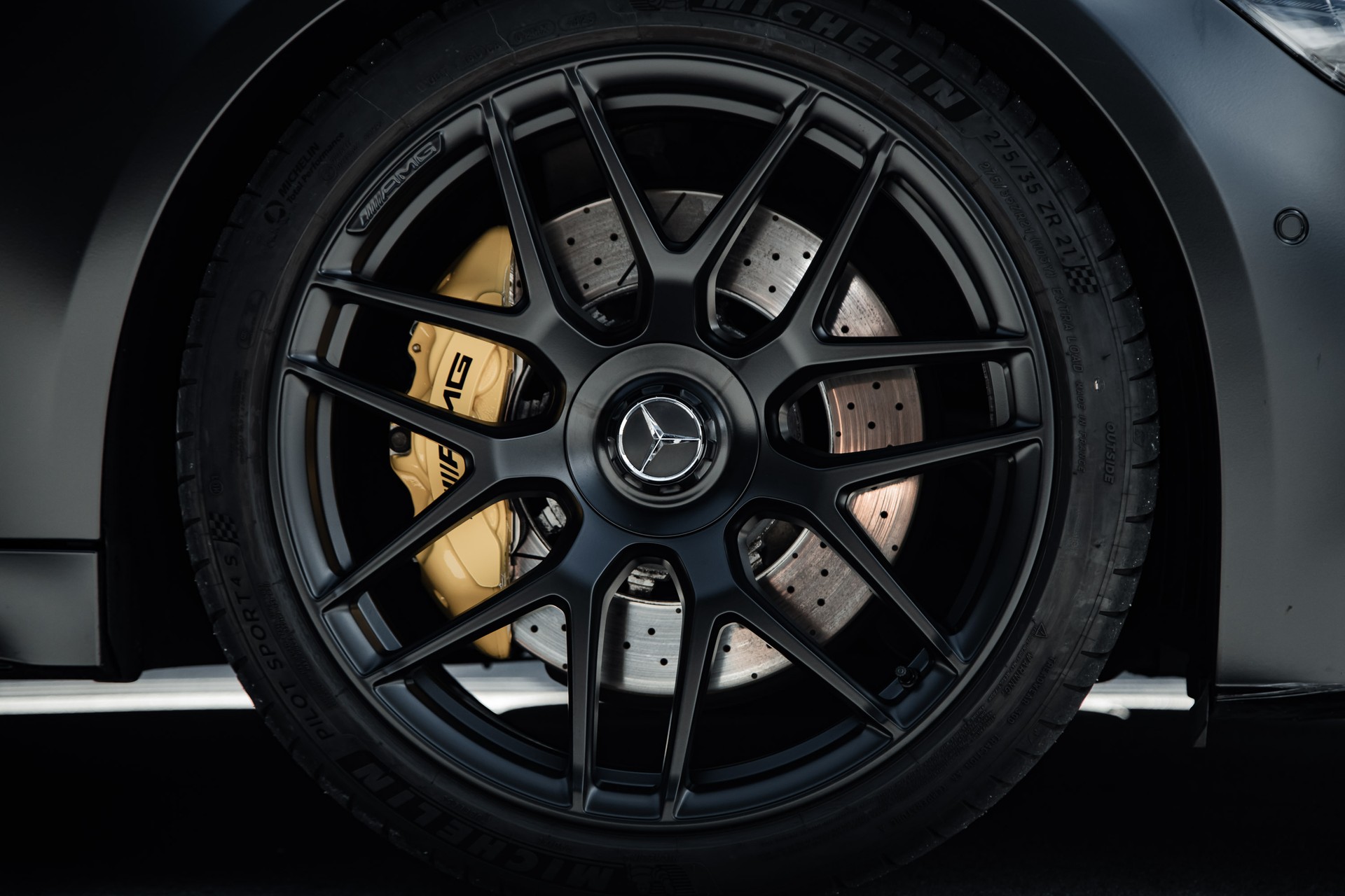 MERCEDES-BENZ AMG GT 4 63 S 4Matic+ Speedshift MCT-image-9