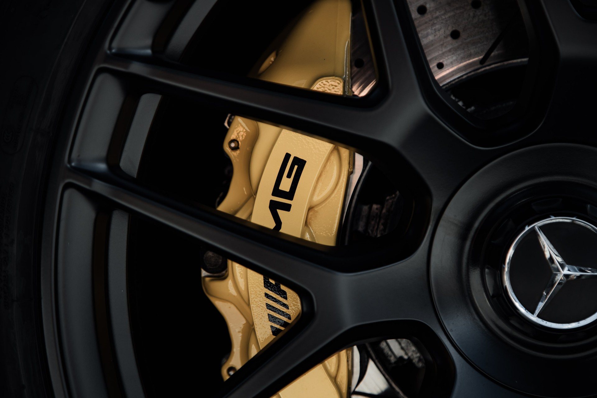 MERCEDES-BENZ AMG GT 4 63 S 4Matic+ Speedshift MCT-image-11