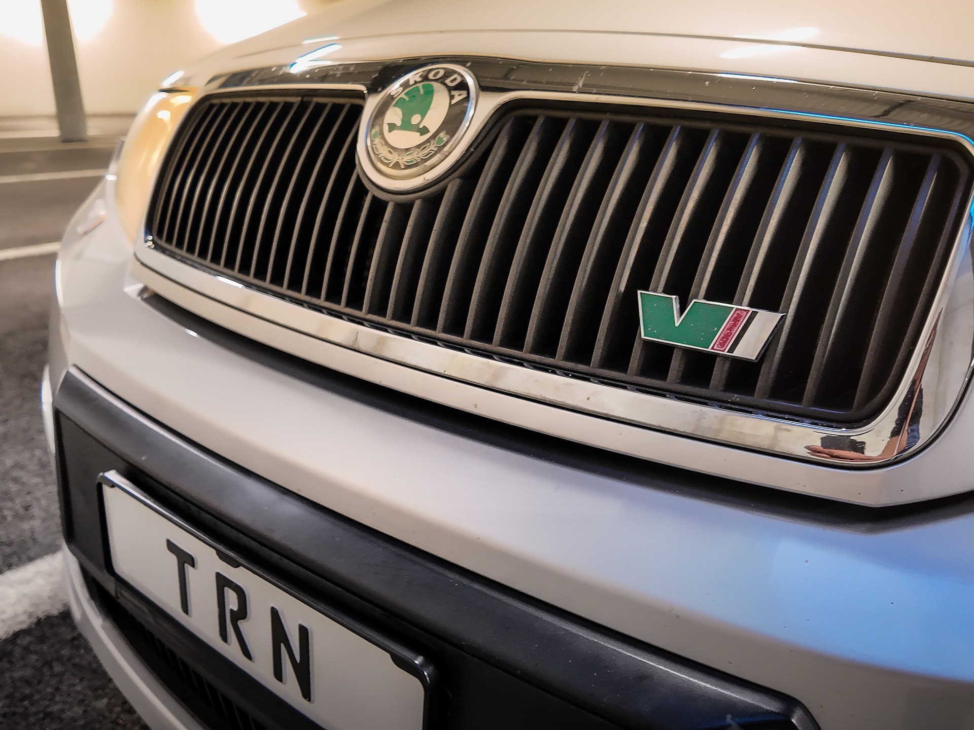 SKODA Fabia 1.9 TDI RS | ASZ | Facelift | 6-gang | Klima | 8-fach | ab Mfk |-image-8
