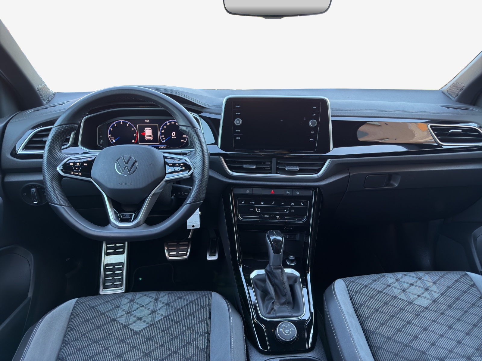 VW T-Roc 2.0 TSI R-Line DSG 4Motion-image-8
