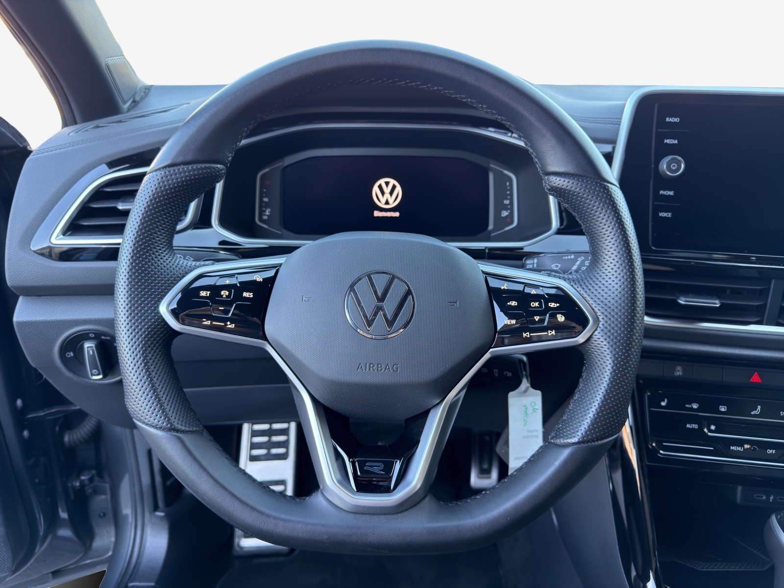 VW T-Roc 2.0 TSI R-Line DSG 4Motion-image-9