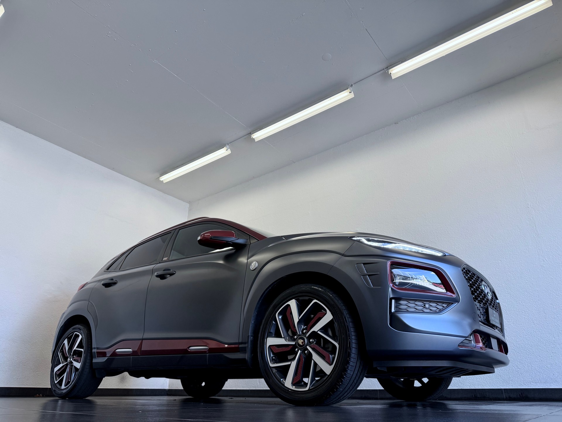 HYUNDAI Kona 1.6 T-GDi Iron Man Edition 4WD DCT-showroom-element-1