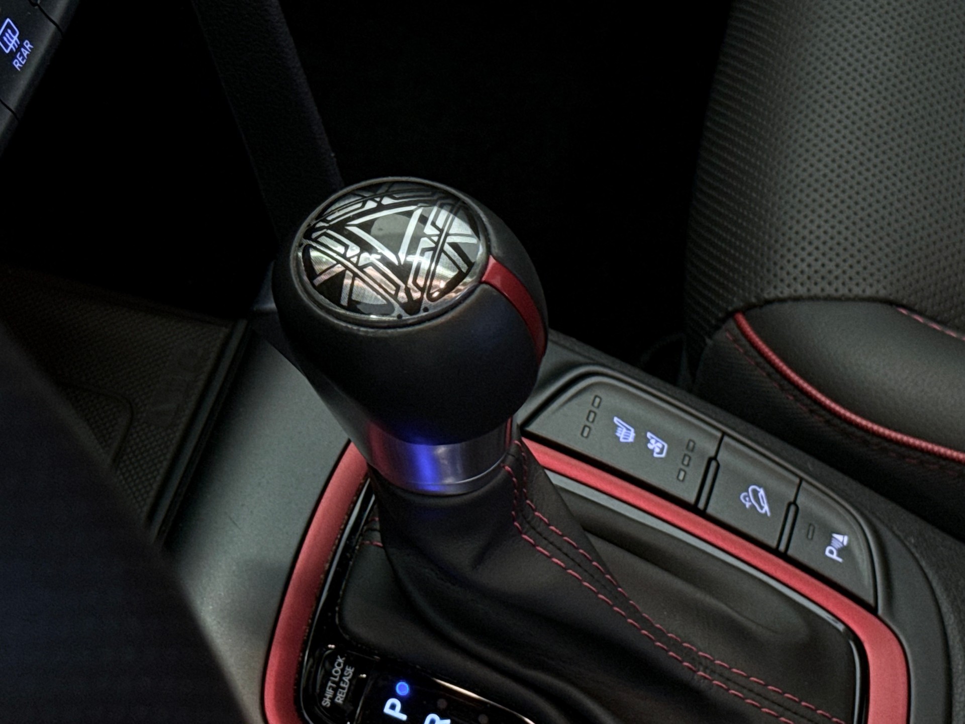 HYUNDAI Kona 1.6 T-GDi Iron Man Edition 4WD DCT-image-16