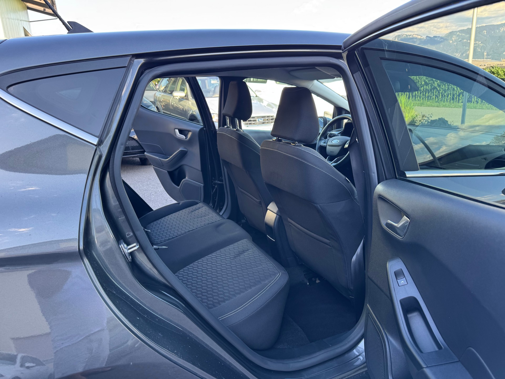 FORD Fiesta 1.0 SCTi MHEV Titanium Automat-image-10