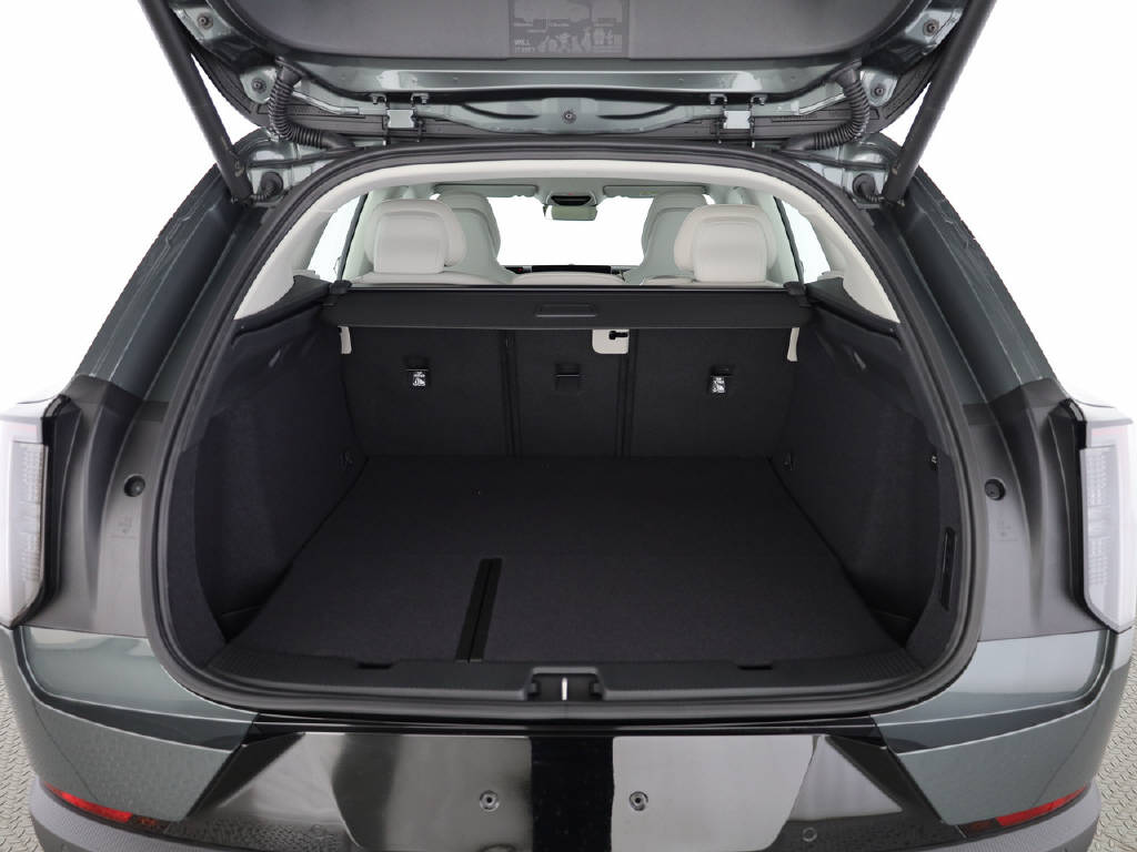 VOLVO EX60 P10 Twin Ultra AWD-image-21