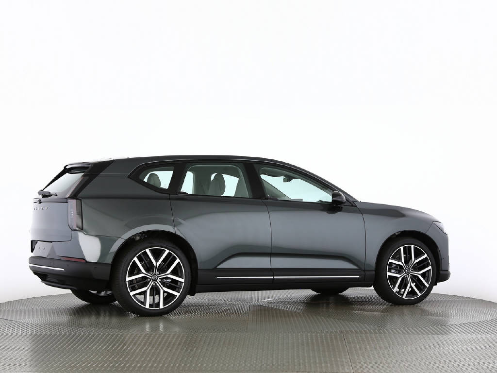 VOLVO EX60 P10 Twin Ultra AWD-image-14