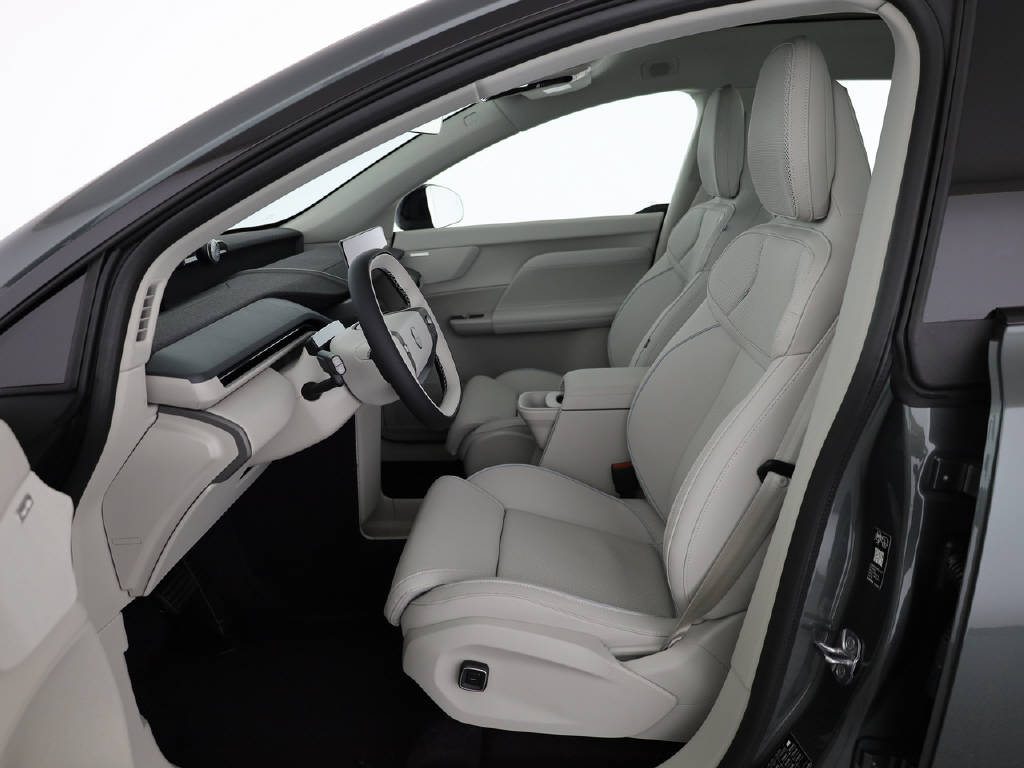 VOLVO EX60 P10 Twin Ultra AWD-showroom-element-1