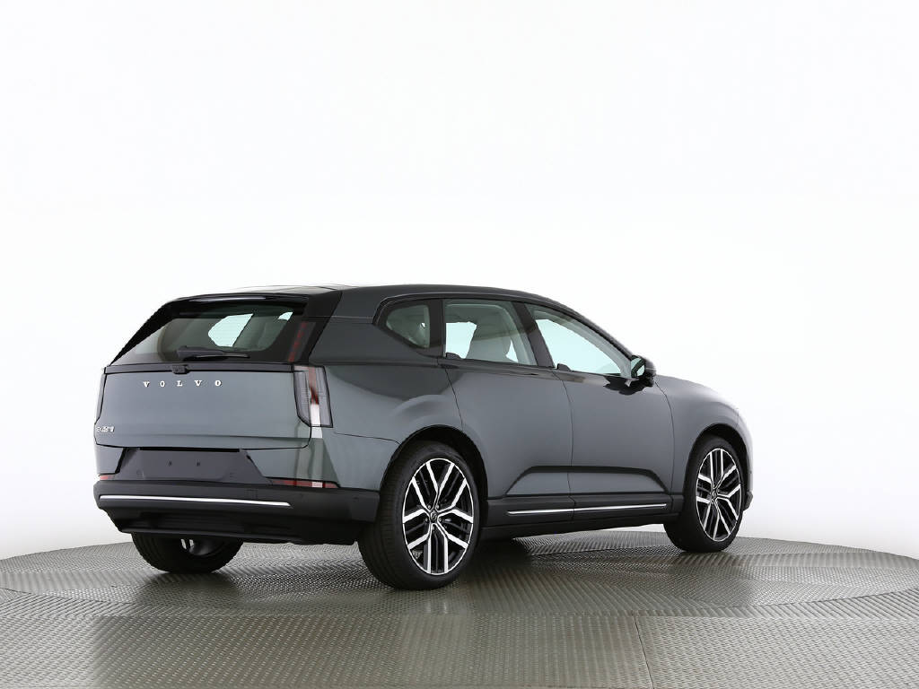 VOLVO EX60 P10 Twin Ultra AWD-image-12