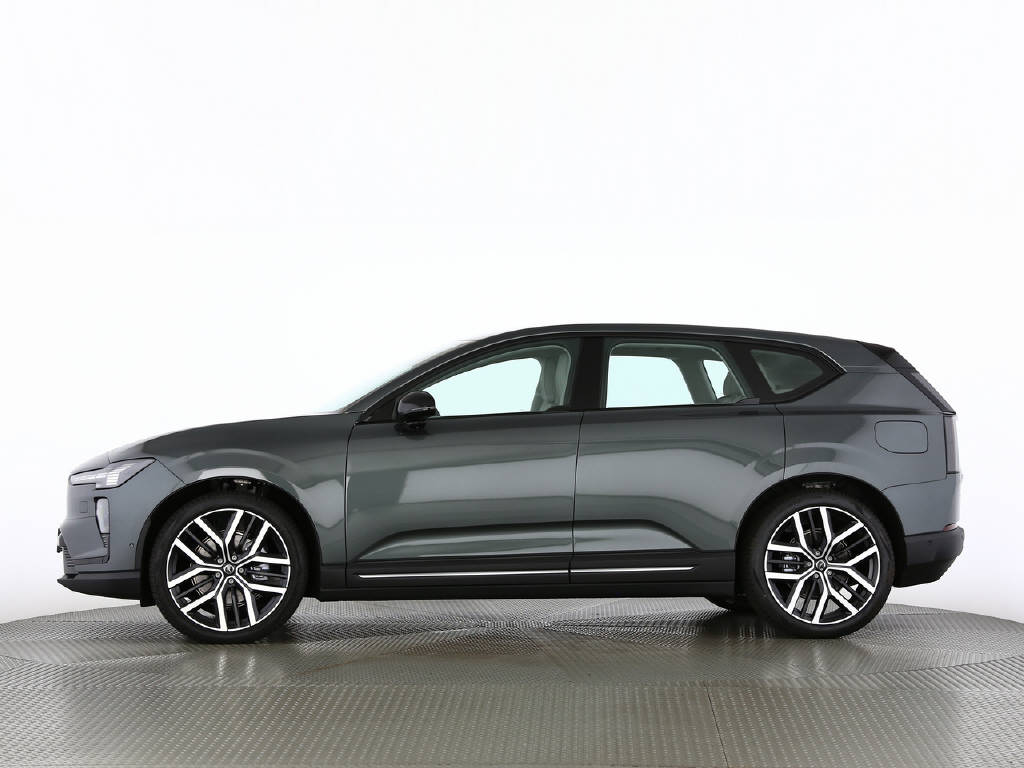 VOLVO EX60 P10 Twin Ultra AWD-image-29