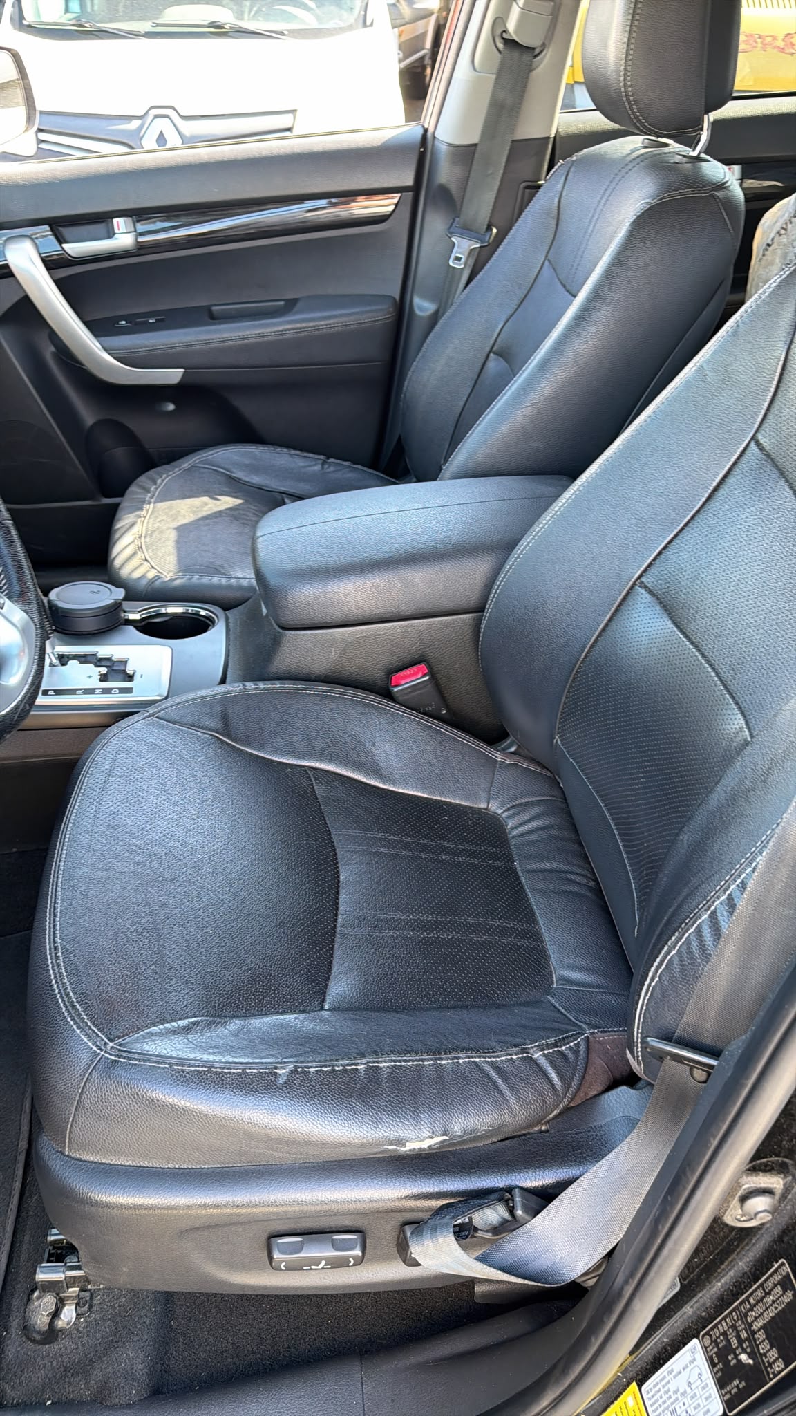 KIA Sorento 2.2 CRDI Style Automatic-image-6