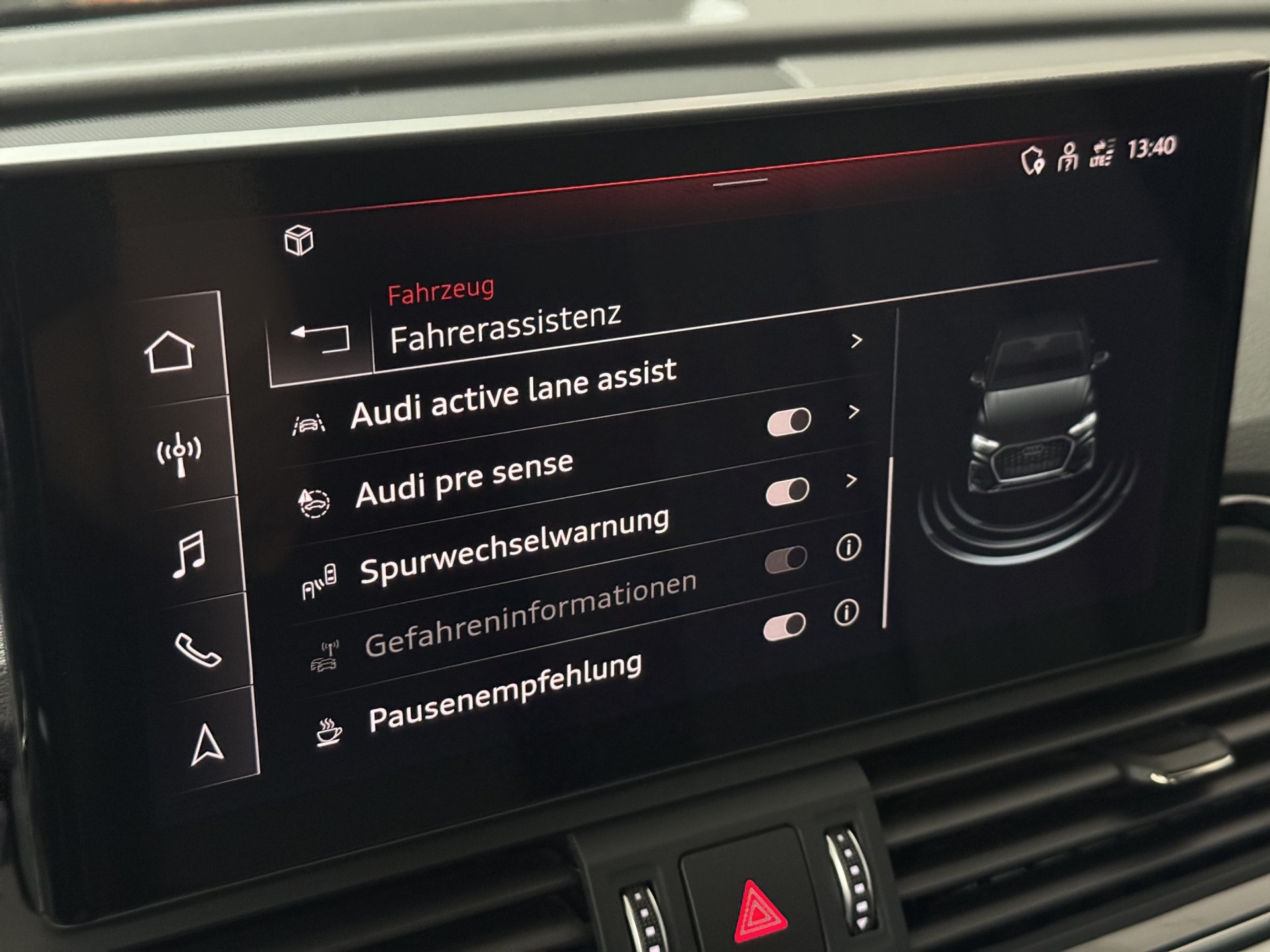AUDI Q5 Sportback 40 TDI Quattro advanced S-tronic "AHK-Pano-Leder-Matrix-360°Kamera"-image-21