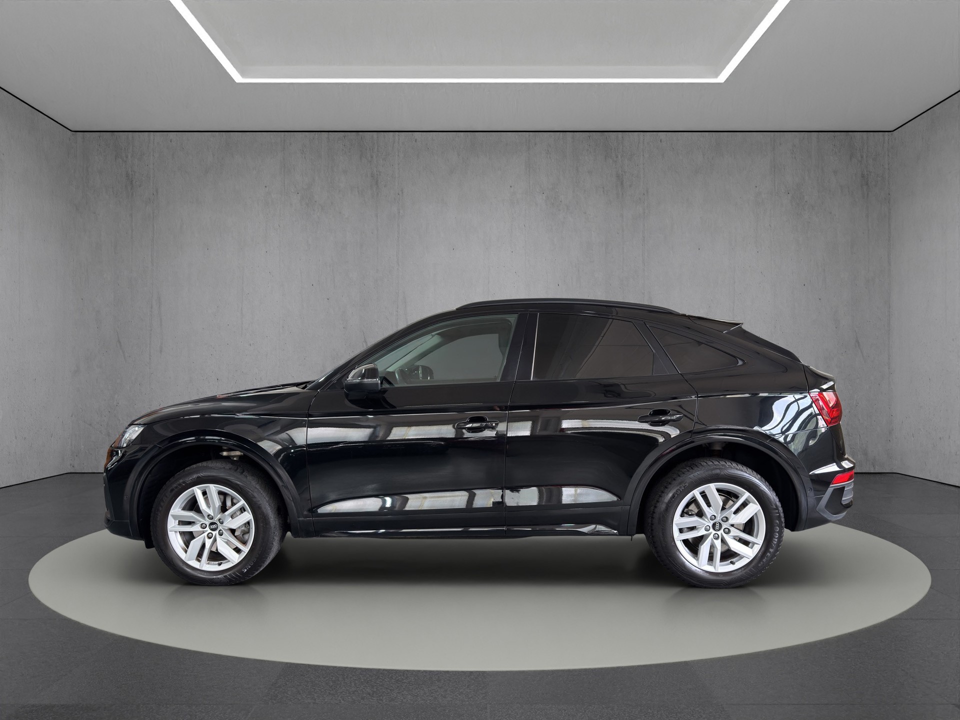 AUDI Q5 Sportback 40 TDI Quattro advanced S-tronic "AHK-Pano-Leder-Matrix-360°Kamera"-image-2
