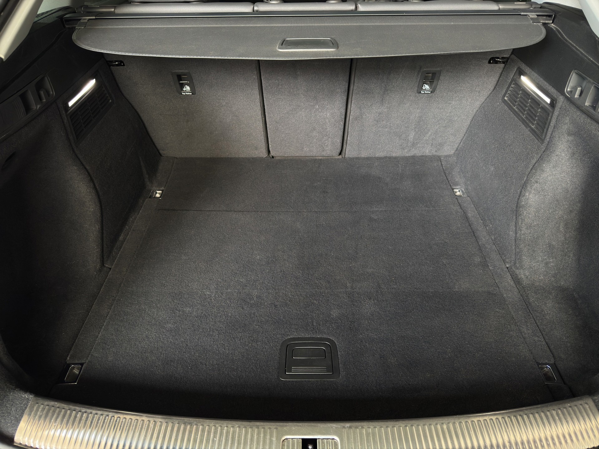 AUDI Q5 Sportback 40 TDI Quattro advanced S-tronic "AHK-Pano-Leder-Matrix-360°Kamera"-image-23