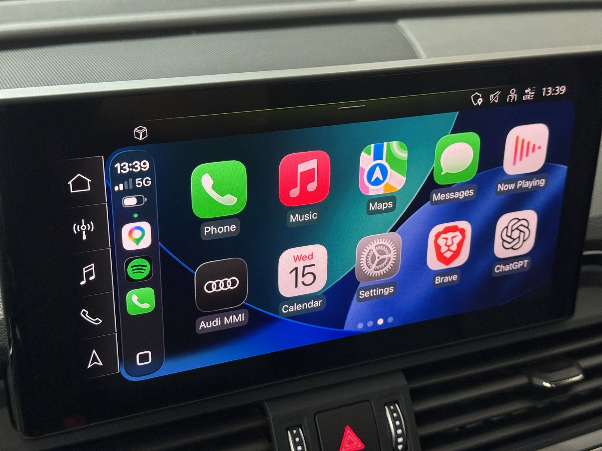 AUDI Q5 Sportback 40 TDI Quattro advanced S-tronic "AHK-Pano-Leder-Matrix-360°Kamera"-image-17
