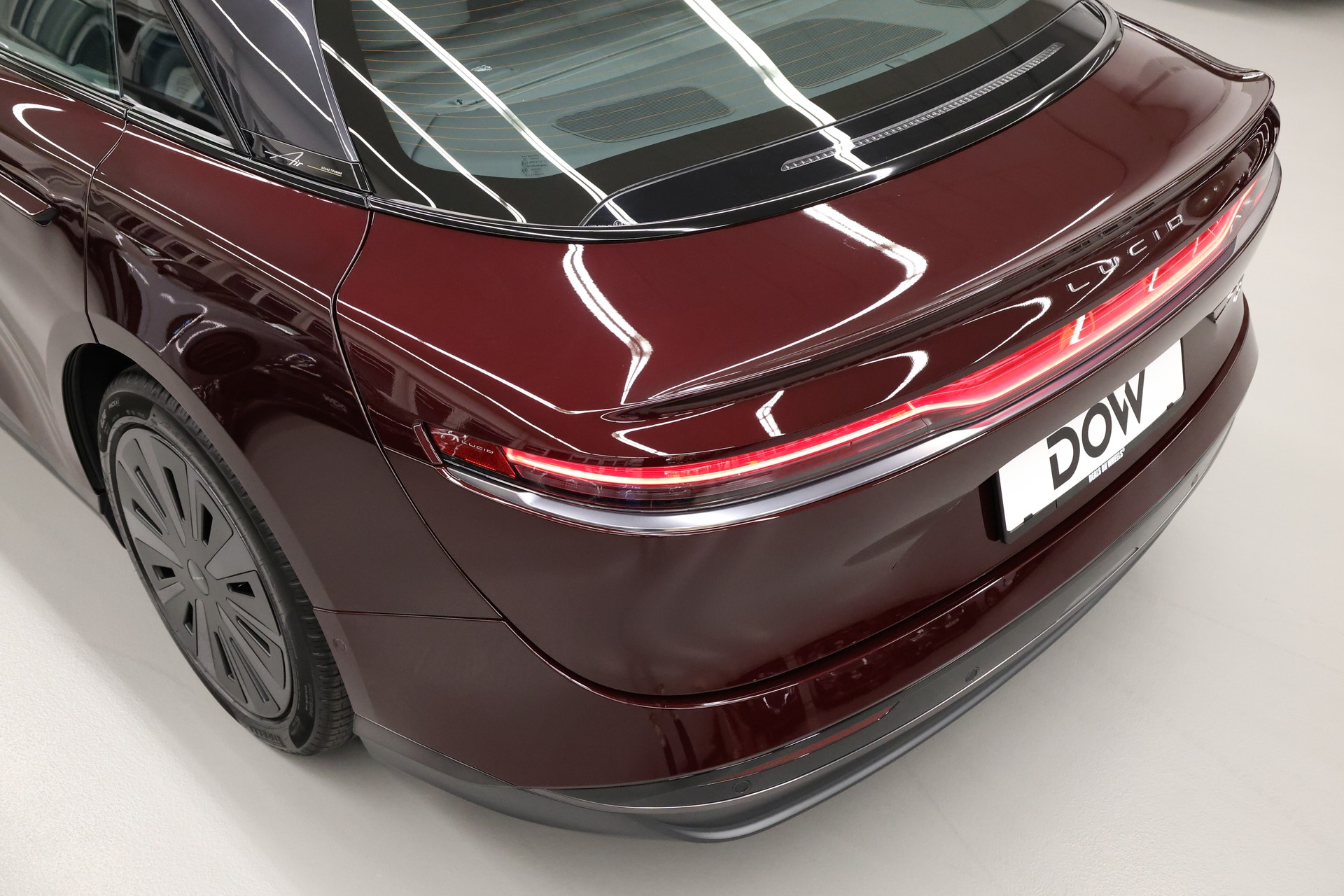 LUCID Air Grand Touring-image-11