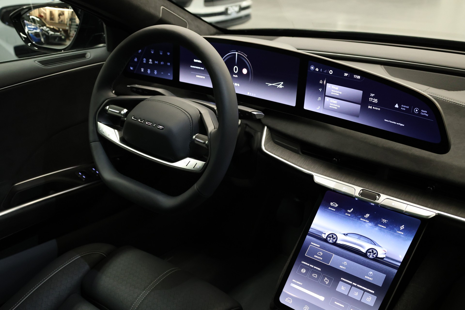 LUCID Air Grand Touring-image-21