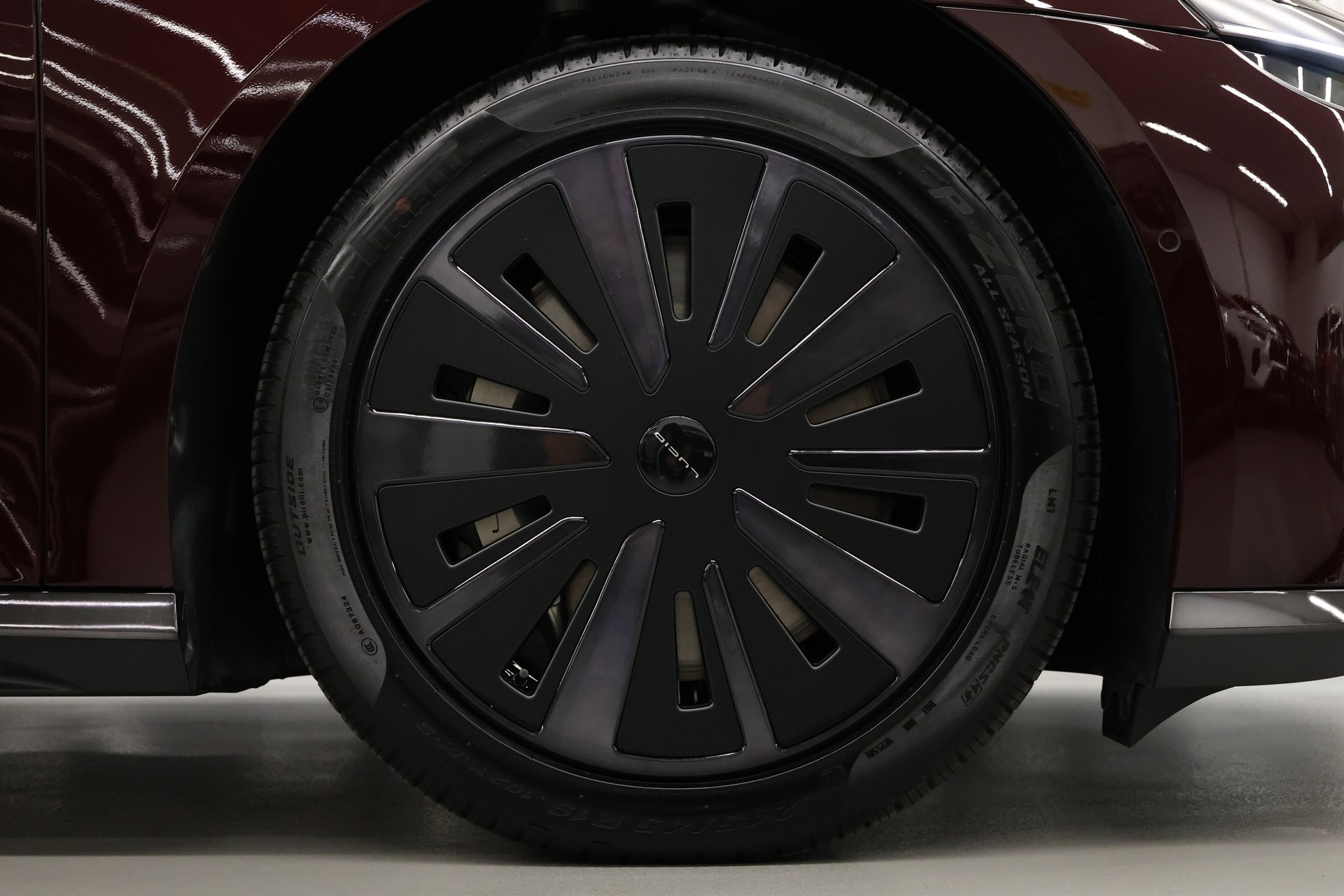 LUCID Air Grand Touring-image-15