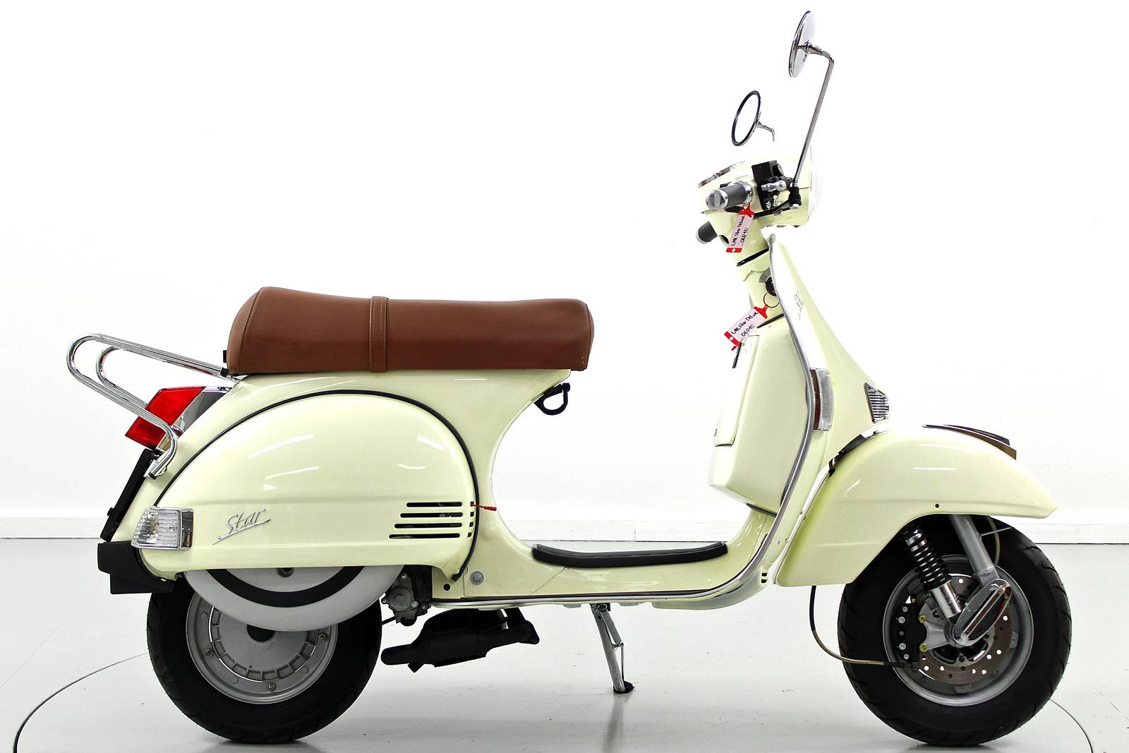 LML Star Deluxe CVT-showroom-element-3