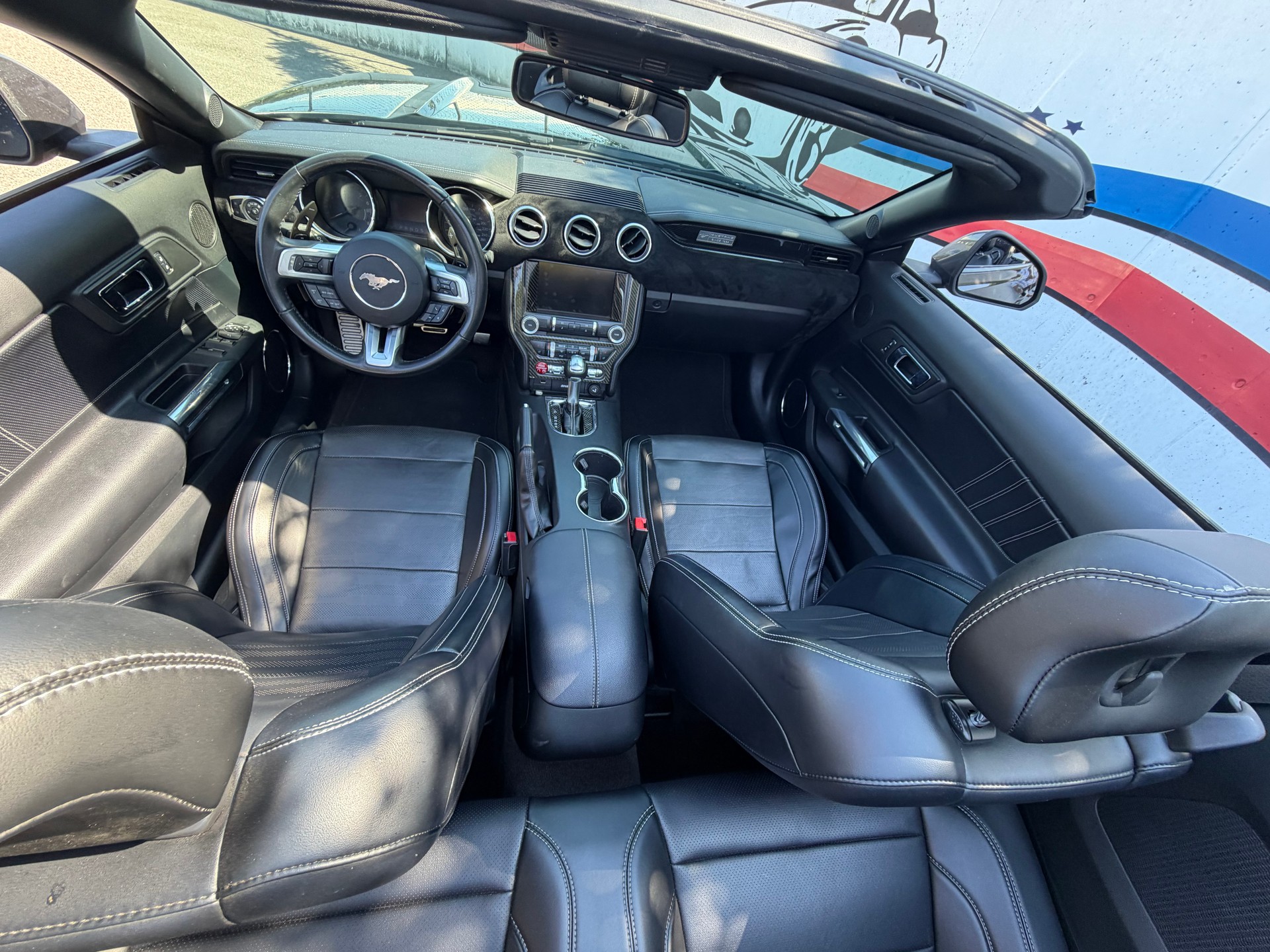 FORD Mustang Convertible 5.0 V8 GT Automat-image-5