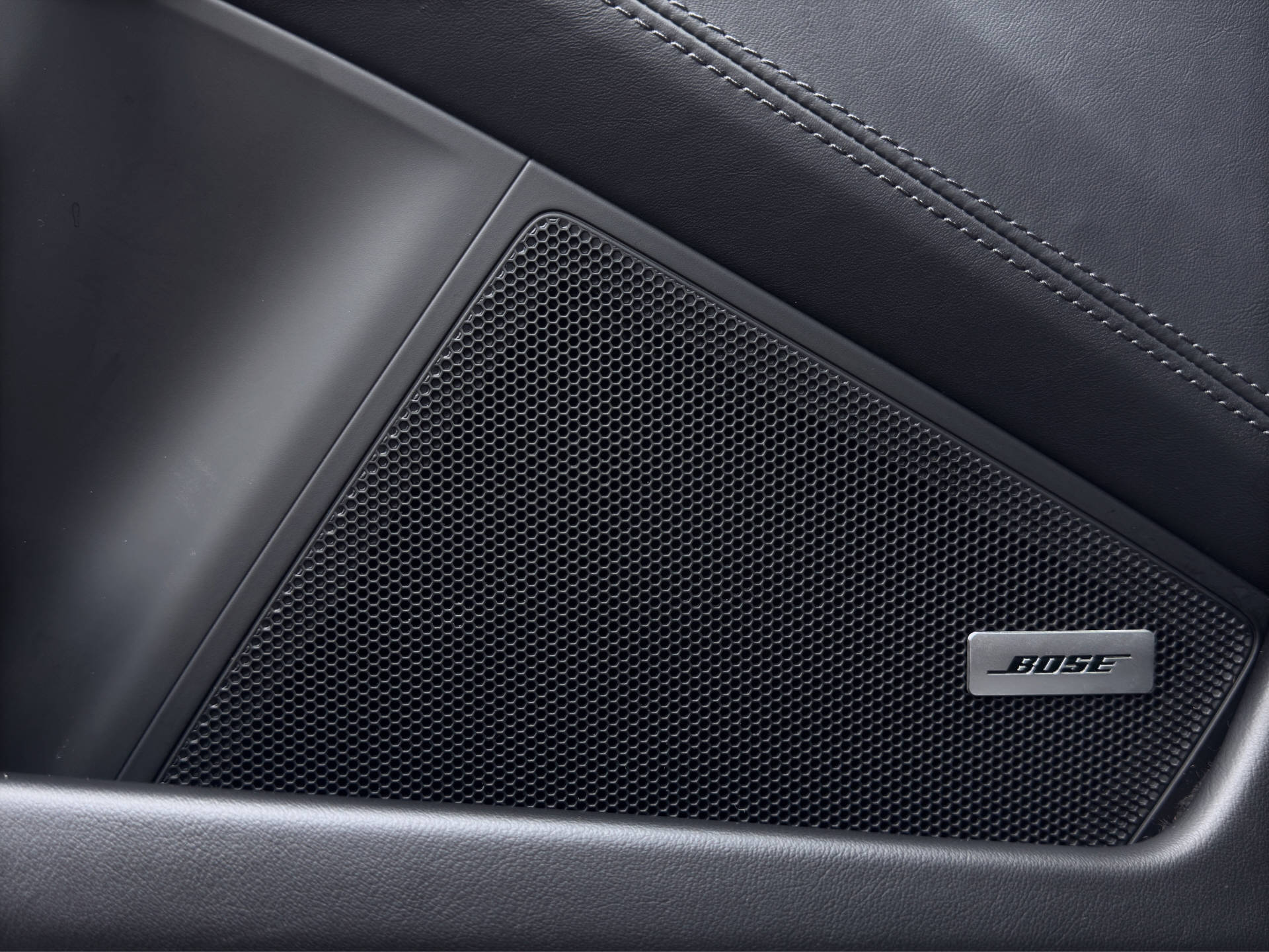PORSCHE 911 Targa Carrera 4S-image-10