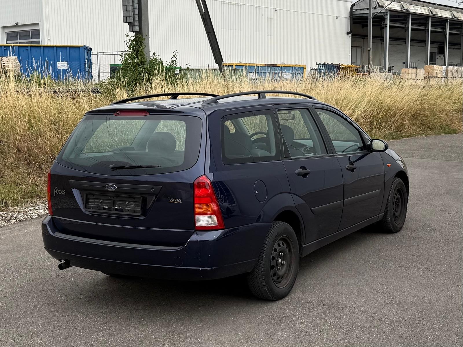 FORD Focus 1.6i 16V Trend-image-4