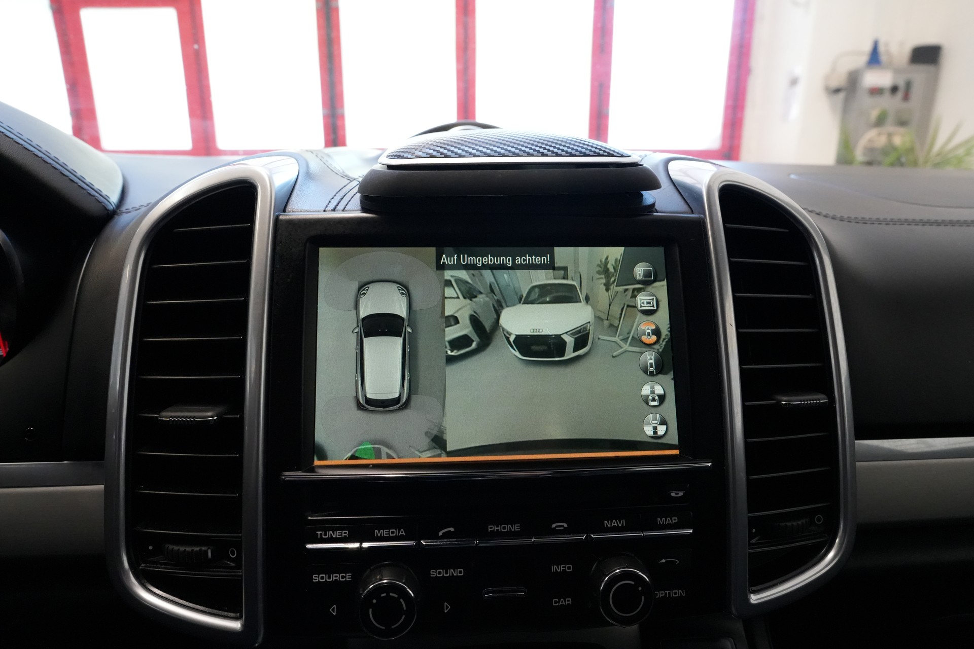 PORSCHE Cayenne S Diesel-image-22