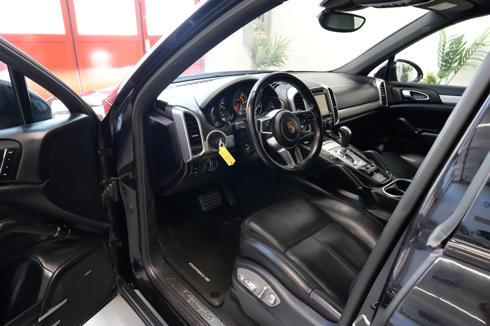 PORSCHE Cayenne S Diesel-image-9