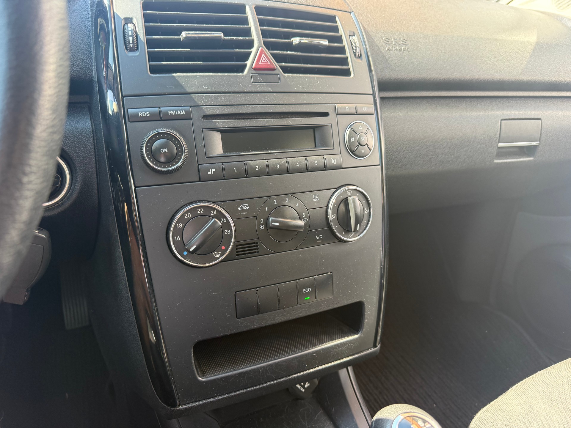 MERCEDES-BENZ A 180 (170) BlueEfficiency Style-image-9