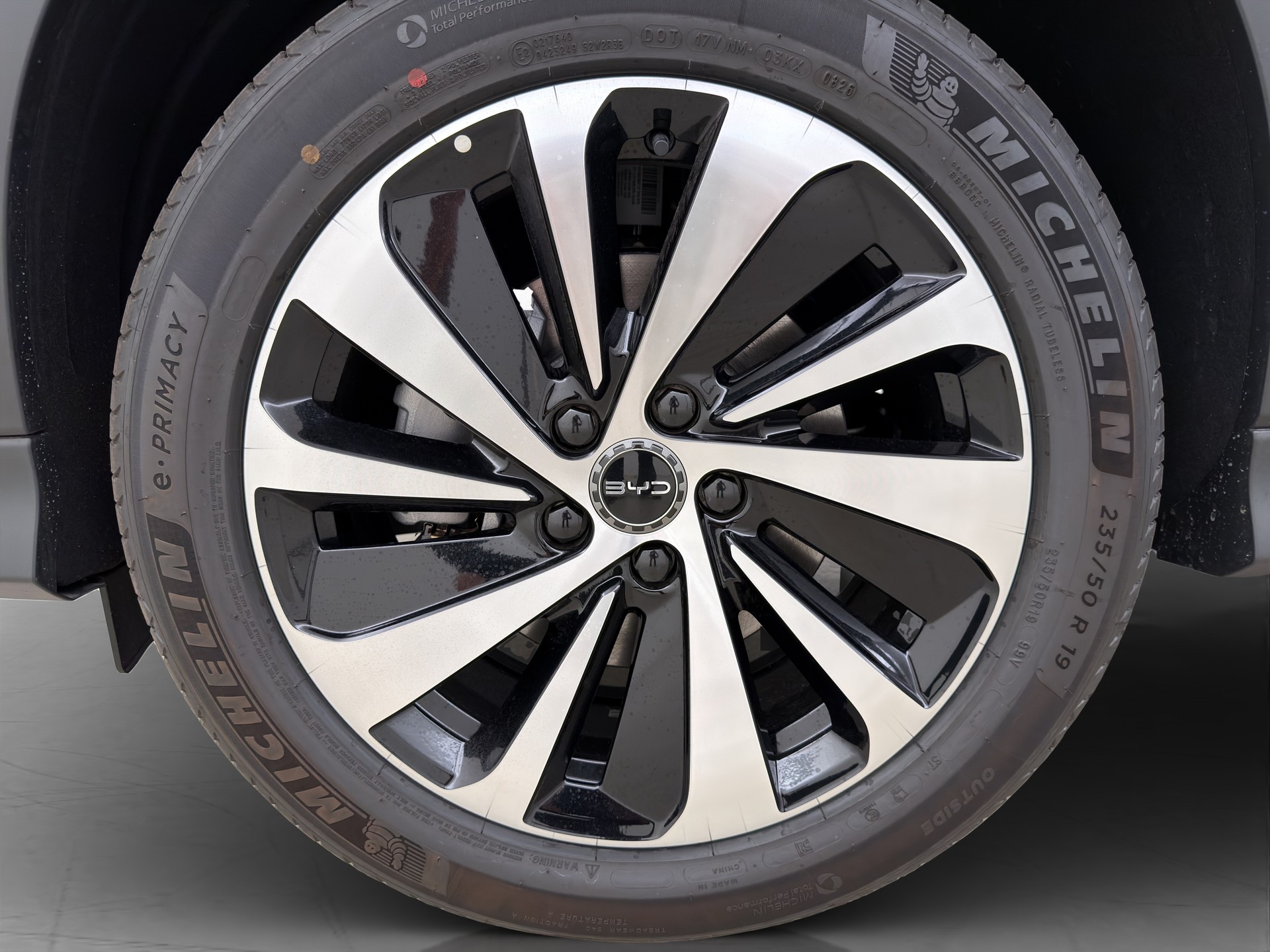BYD Seal U DM-i Design AWD-image-5