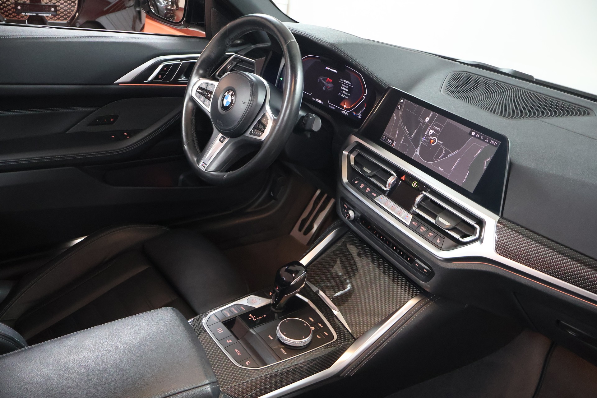 BMW M440i xDrive 48V Cabriolet Steptronic-image-15
